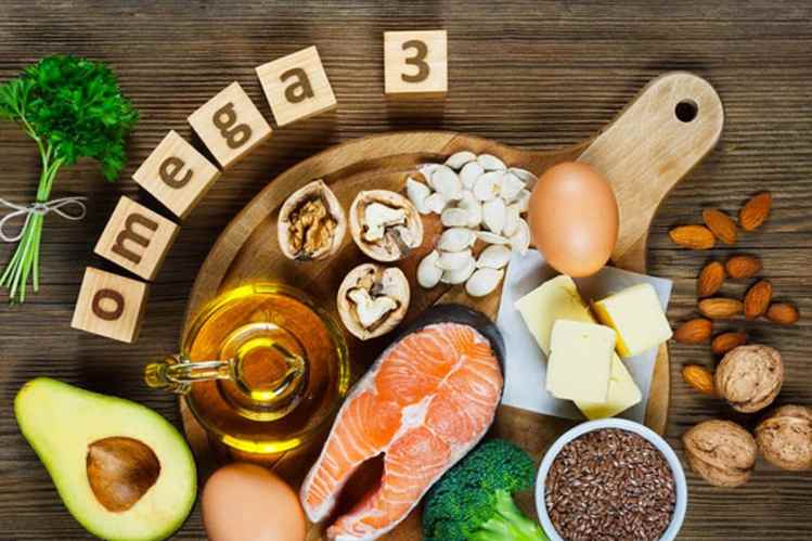 ओमेगा 3 फैटी एसिड (omega-3 fatty acids) स्तनपान कराने वाली महिलाओं के लिए